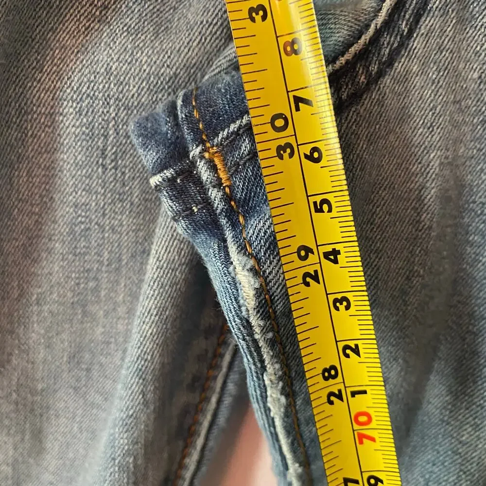 Diesel Buster Button Fly Light Wash Distressed Jeans Straight Men's size 33 x 32
